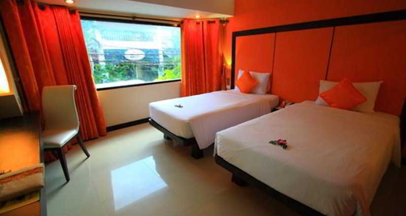 The Royal Palm Beach Front Patong Eksteriør billede